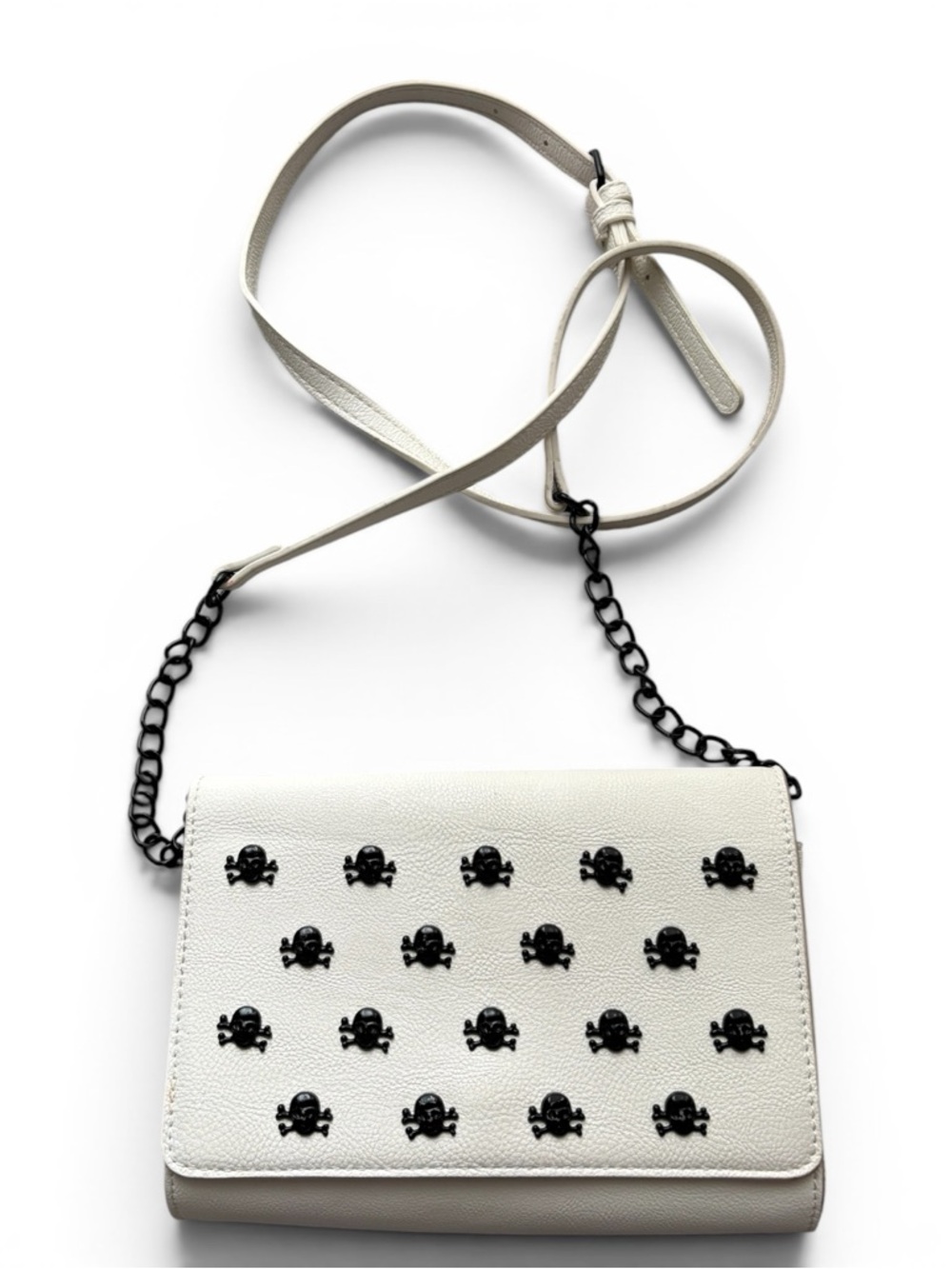 White Betsey Johnson Skull Crossbody Bag